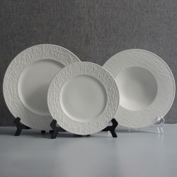 Wholesale Crockery Items Dinner Sets for Restaurant White Ceramic Plate Set Dinnerware Nordic Plates and Bowls Tableware Set