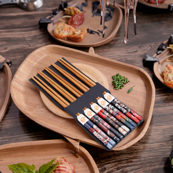 Factory Custom Animal Cartoon Chopsticks Reusable Bamboo Lucky Cat Chop Sticks with Gift Box