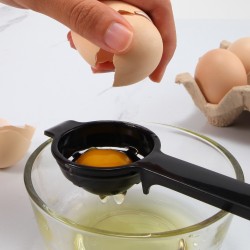 Eco-Friendly Food Grade Plastic Egg Yolk Separator PP Long Handle Quick Filter for Baking Kitchen Utensils and Egg Beaters