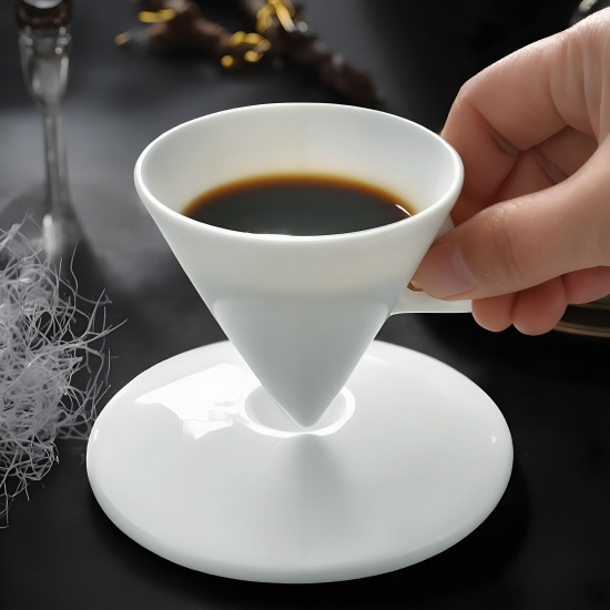 Novelty Triangle Shape Coffee Cups Bone China 70 ml Espresso Macchiato Cup and Saucer Set