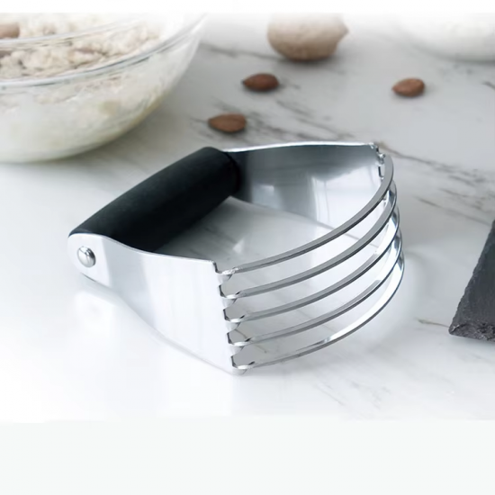 Home and Kitchen Pastry & Dough Cutter Tool Manual Kneading Bread Dough Mixer Stainless Steel Dough Blender with TPR Handle