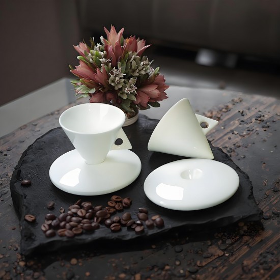 Novelty Triangle Shape Coffee Cups Bone China 70 ml Espresso Macchiato Cup and Saucer Set